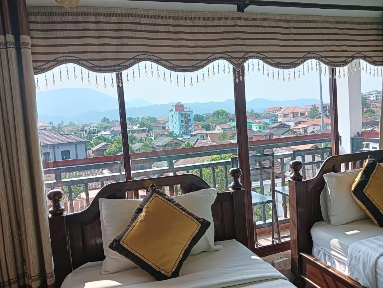 Bountang Riverside Hotel ヴァンヴィエン エクステリア 写真